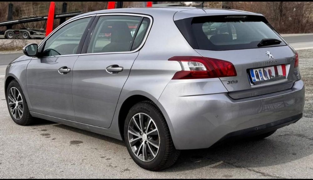 Peugeot 308 1.6 HDI 120 коня 2015г.
