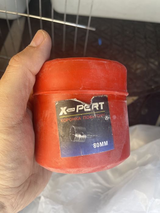 Продам стекла для оконных рам и ручки для них