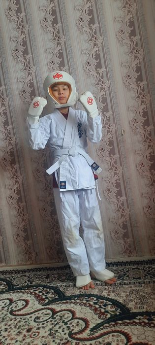 Костюм спротивный каратэ