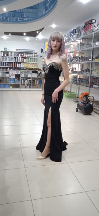 Продаю вечерние платье