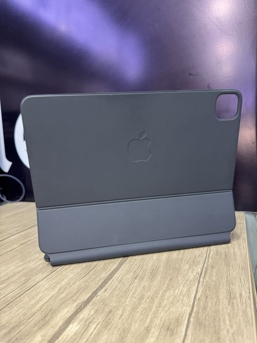 Prodam Idyal MagicKeyboard ipad 11 pro M2