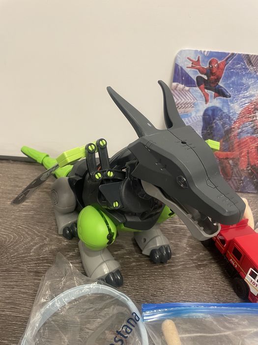 3 пакета игрушек