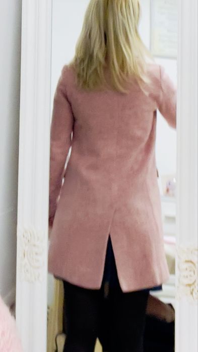 Palton elegant roz