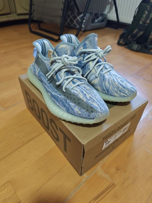 Yeezy boost 350 v2 Blue