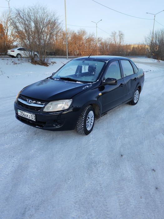 ВАЗ лада Гранта на активном ходу