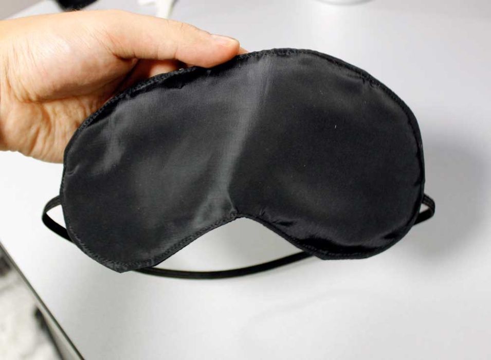 Комплект для комфортного сна (затычки для ушей и маска). Новое.