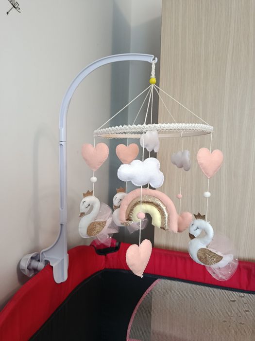 Carusel handmade pătuț