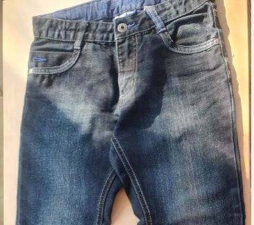 2 perechi jeansi/pantaloni denim/ blug/ sport