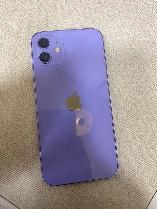 Айфон 12 128гб..