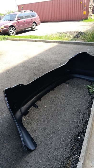 Бампер Toyota corrola E140.150