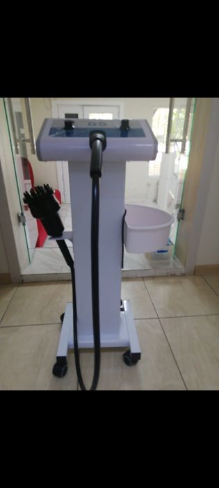 Вибромассажор  профессиональный