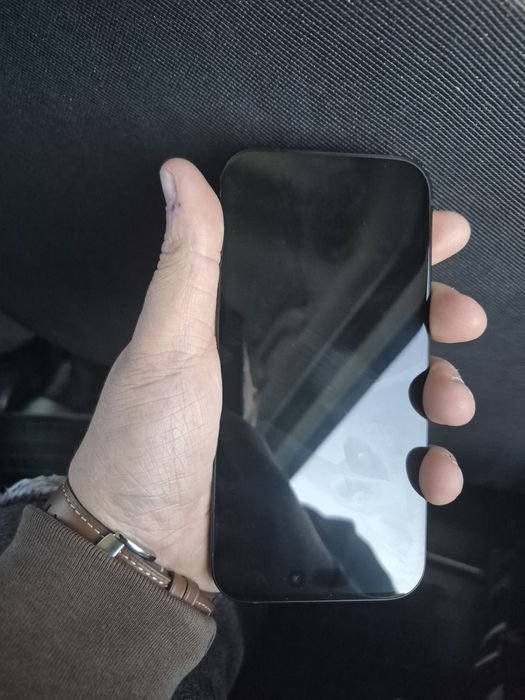 Vând iPhone 15 nou 2800 lei