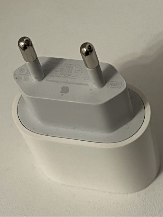 Incarcator original apple 20w