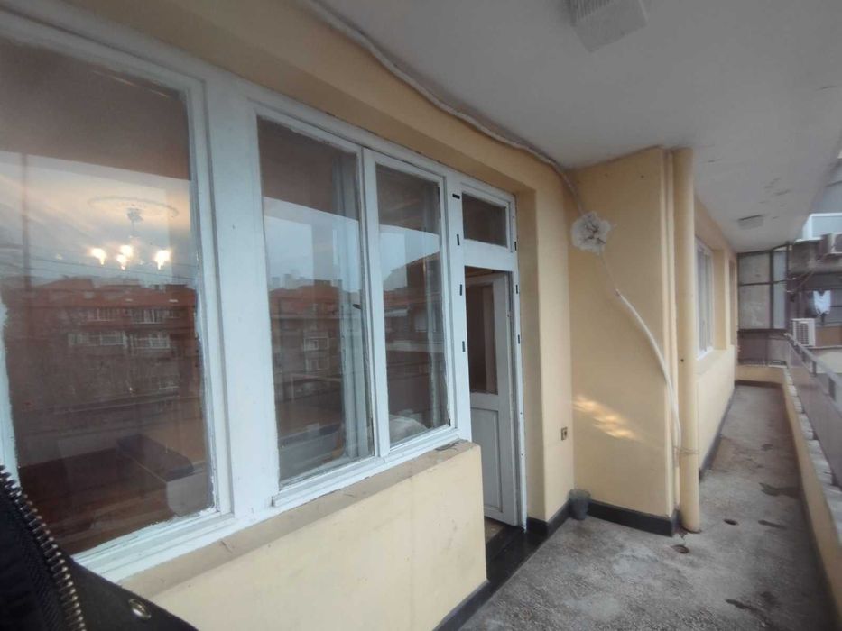 Дава се под наем  в Варна, Конфуто - 18 кв.м за 188.7 € - Снимка #2