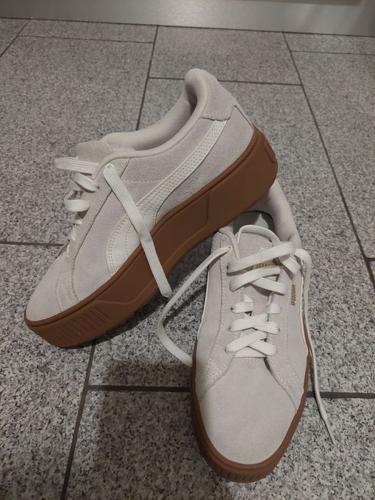 De vânzare sneackers Puma, mărimea 39