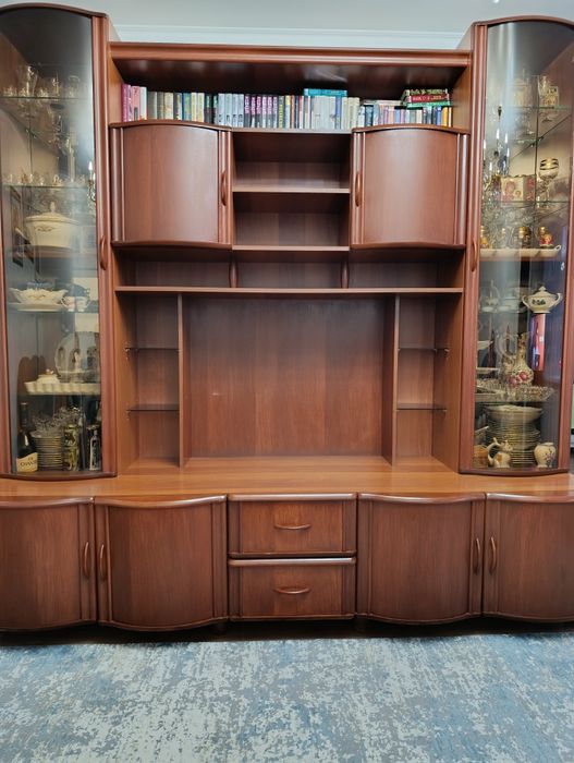 Шкаф для госиной