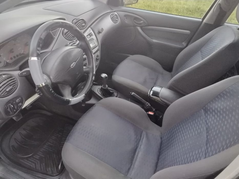 Vand Ford Focus 1 brek, 1.6 benzina