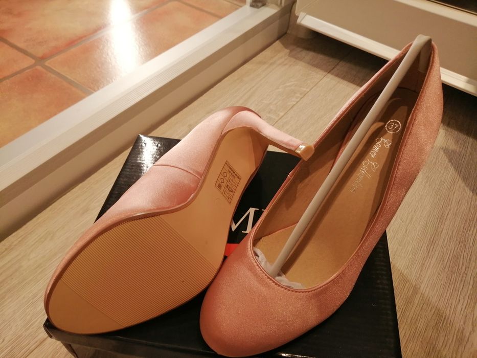 Pantofi roz sidefat 37, 10 cm