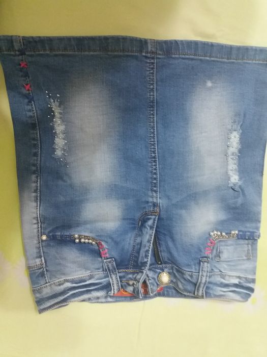 Продам юбки на девочку