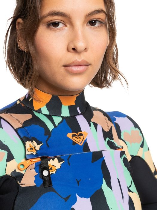 Нов Roxy неопренов костюм