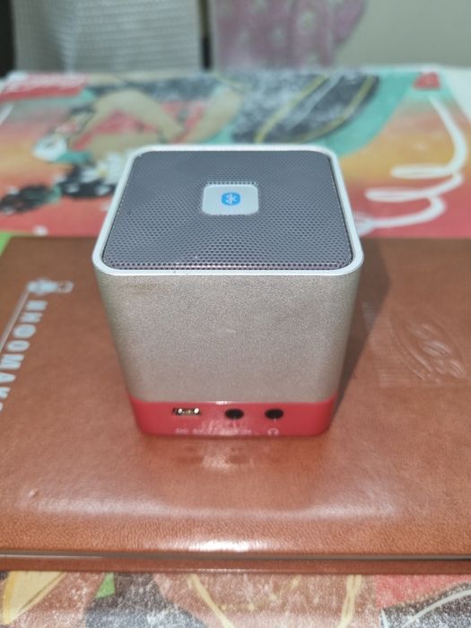 Блутут колонка нова