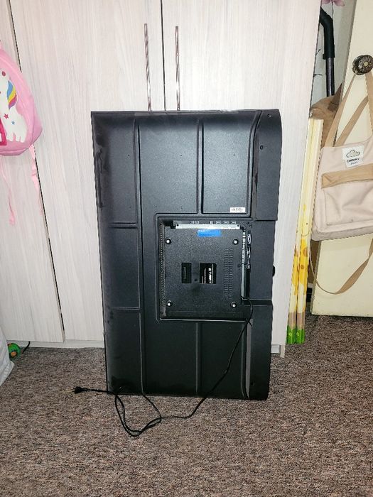 Телевизор самсунг продам