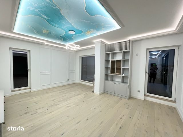 Penthouse Superb De Vanzare Parc Sub Arini!