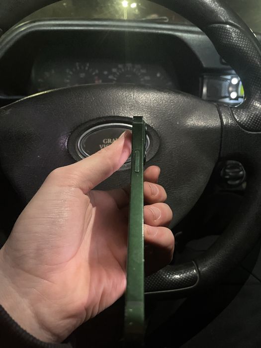 Айфон 13 с коробкой