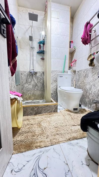 4/10/10. ЖК "Elite House", Сергели 3А, Янгихает р-н. Метро - 1 км.