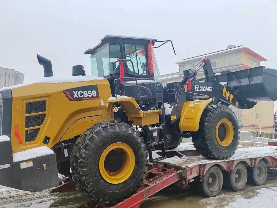 Фронтальный погрузчик XCMG XC958   объем 3,5 м³