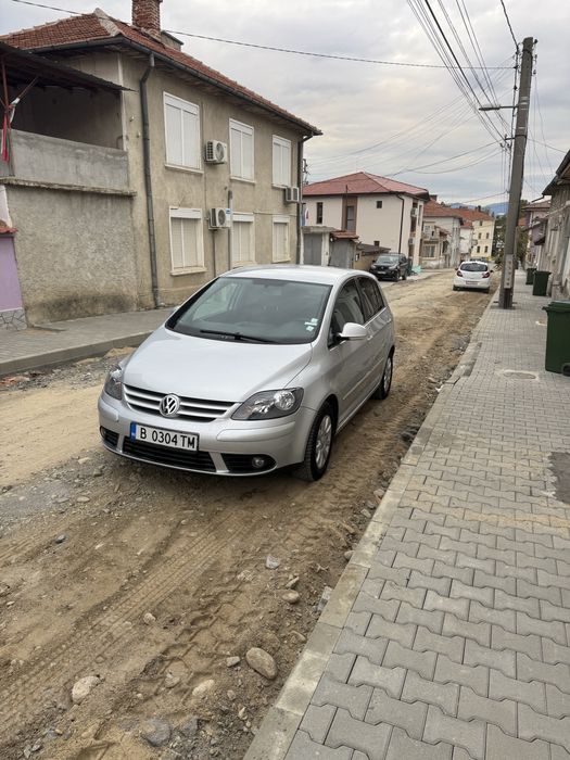 Продава се VW GOLF PLUS 1.6 Газ/Бензин
