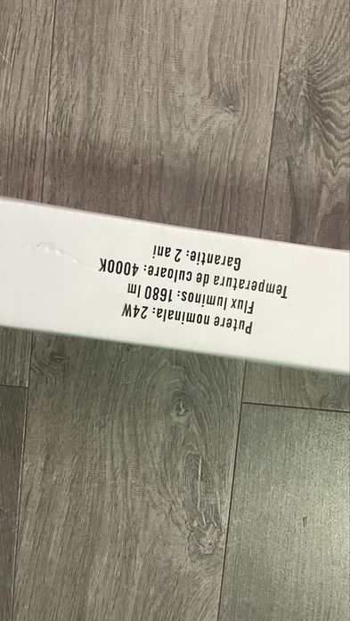 Lustra noua nedesfacuta