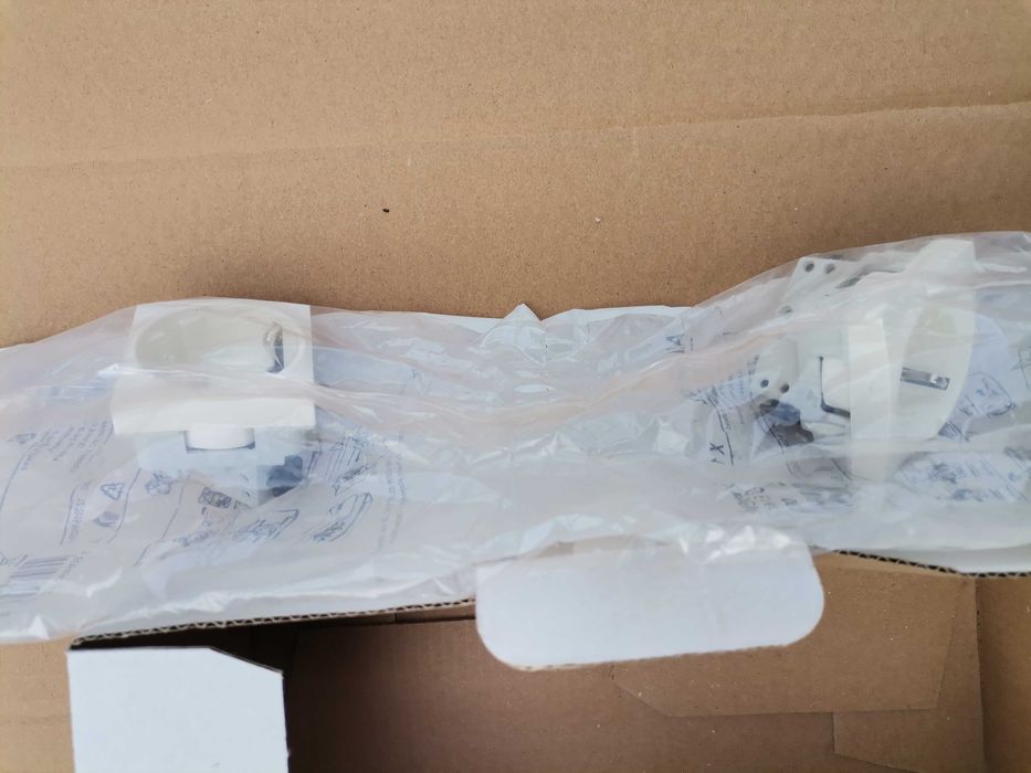 Контакт шуко Schneider , 16A,250V, бял