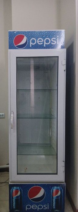 Холодильник для магазина