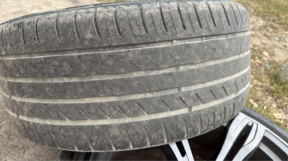 Шины 275/35/20 продам срочно