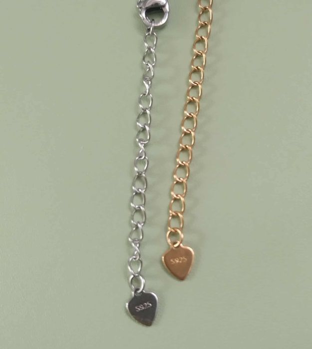 Нежен подарък за нея – стилен дамски аксесоар