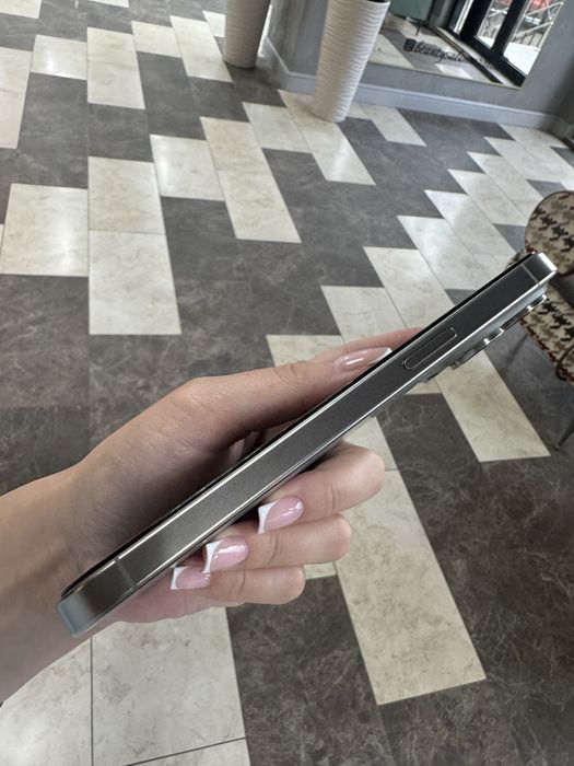 iPhone 15 pro max 256g