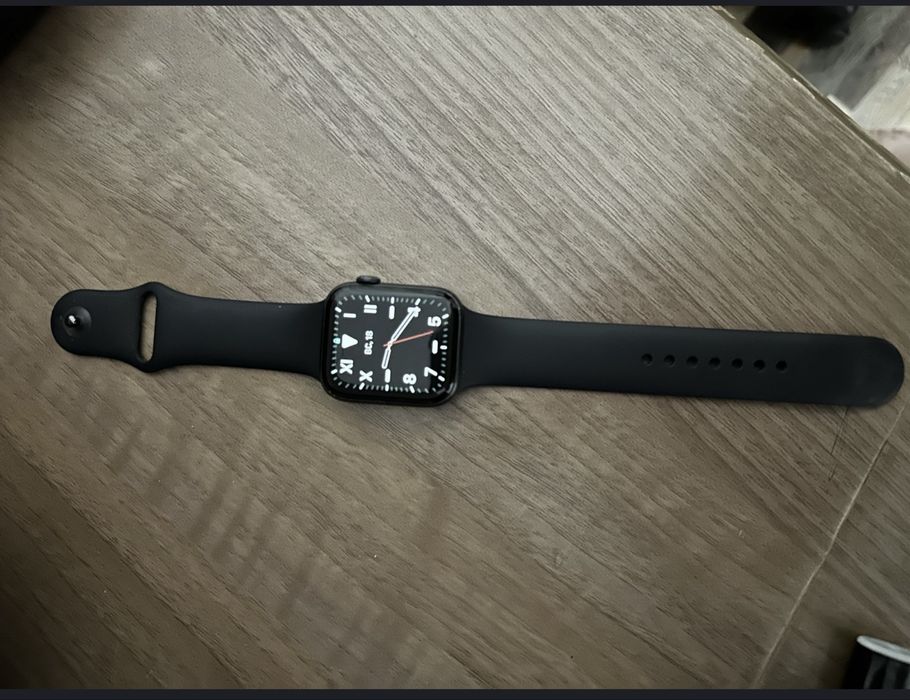 Apple Watch SE оригинальные часы