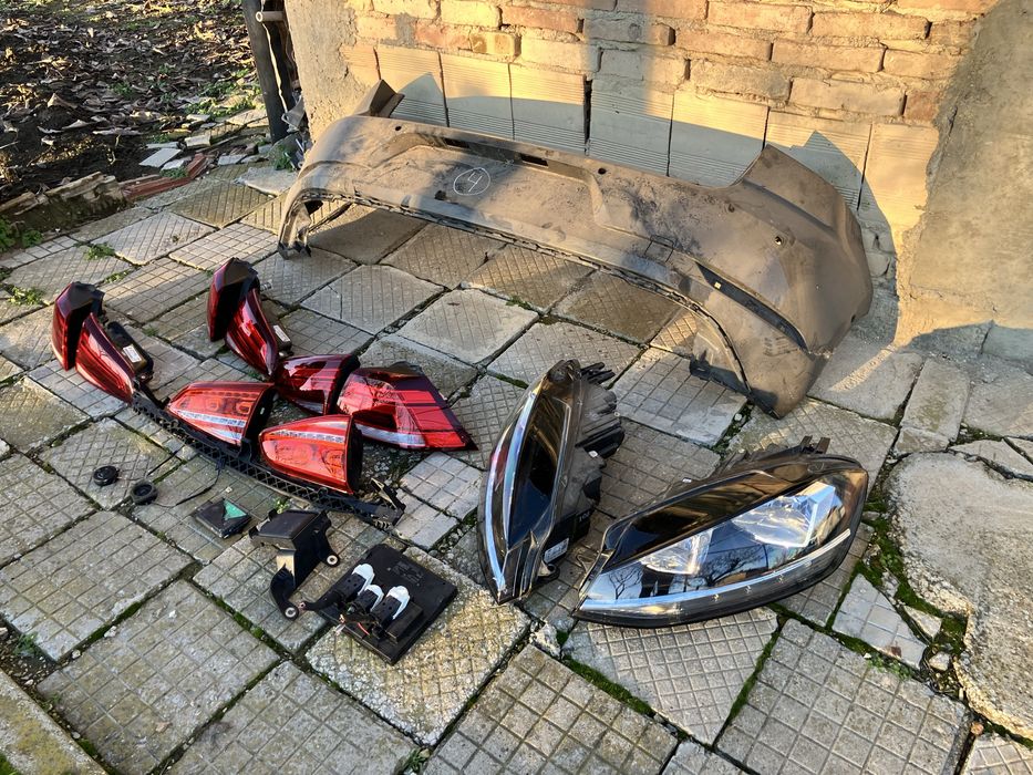 Части за Vw Golf 7 Фолксваген Голф GTI -броня,стопове,фарове,дистроник