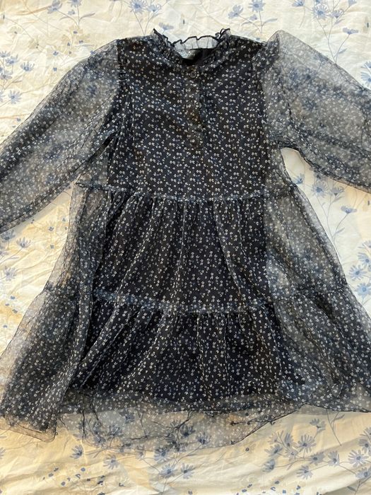 Продам платья для девочек