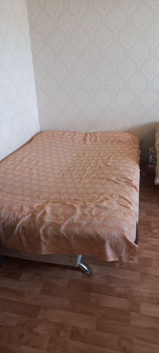 отдам диван даром