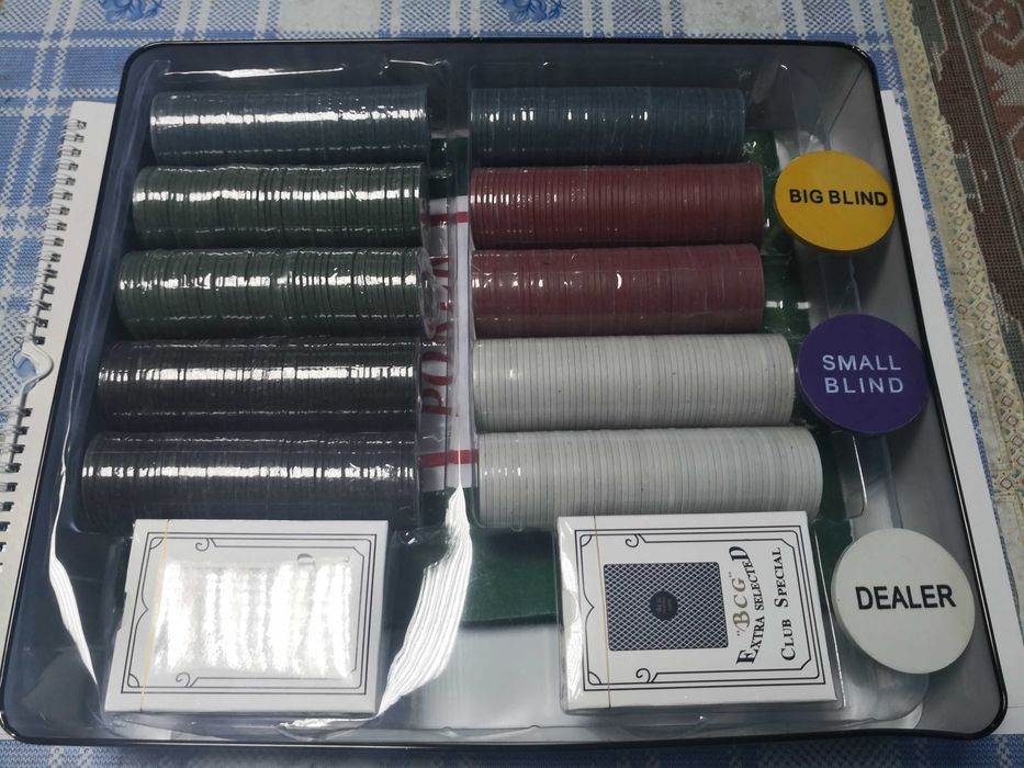 Joc poker 200 de jetoane