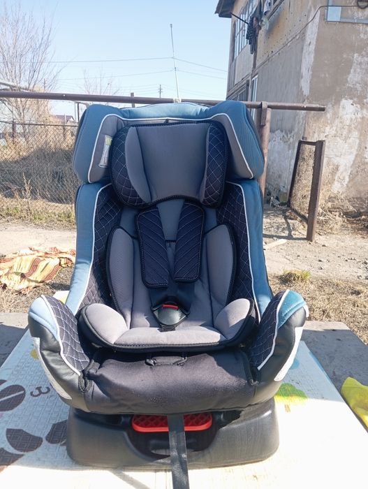 Продам детское автокресло