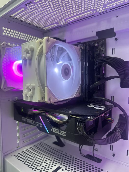 Продаю Материскую плату + Процессор + ОЗУ DDR4 + Видеокарту GTX 1660s