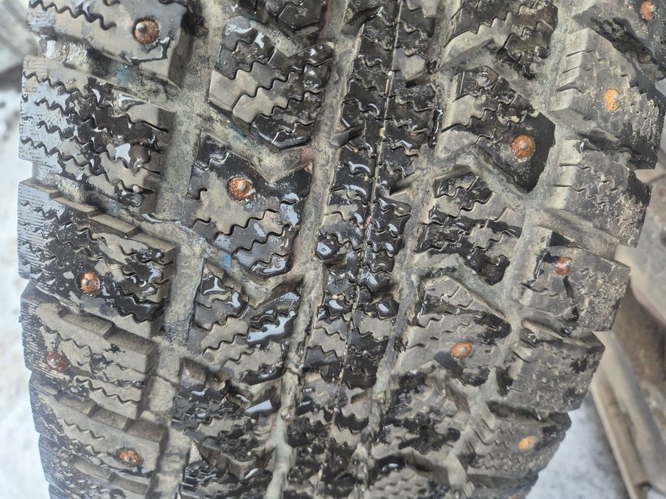 Шины зимние шипы