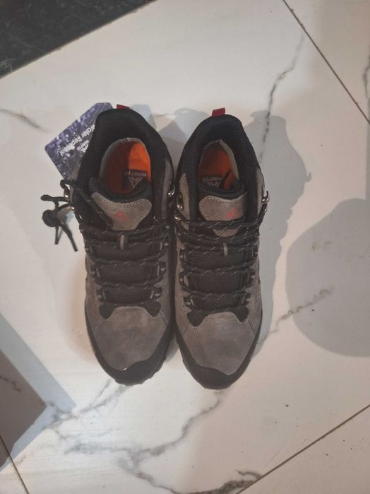 Кроссов4и демисезонные