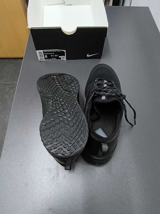 Дамски маратонки Nike