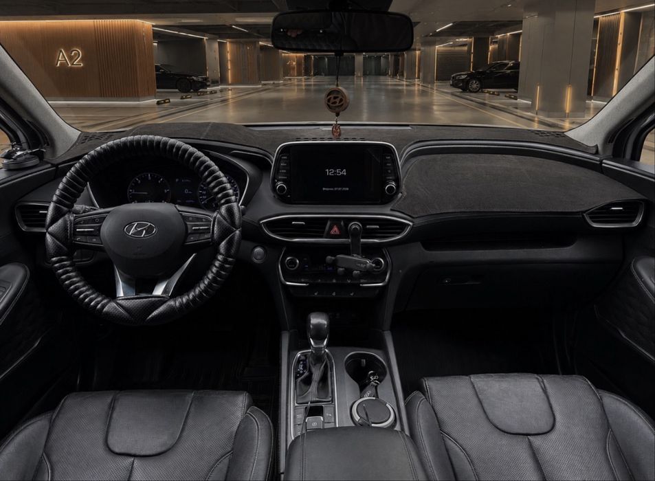 Hyundai Santa Fe 2020г