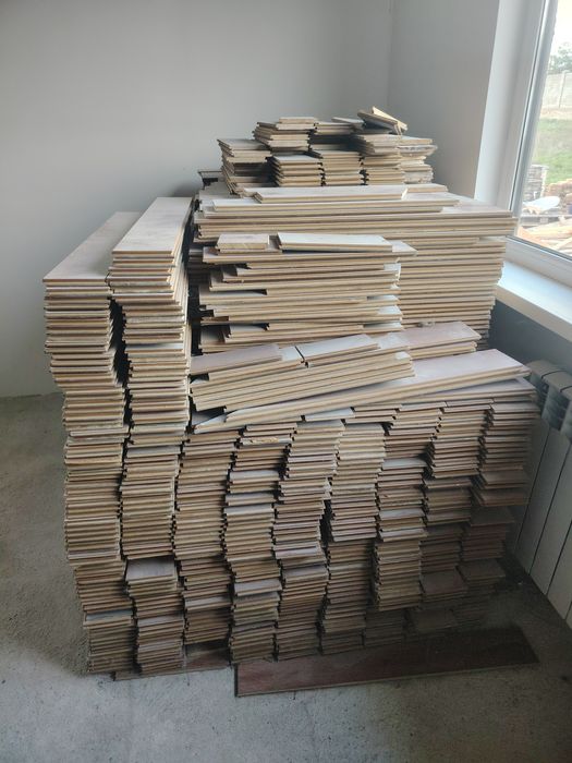 Продам ламинат б/у