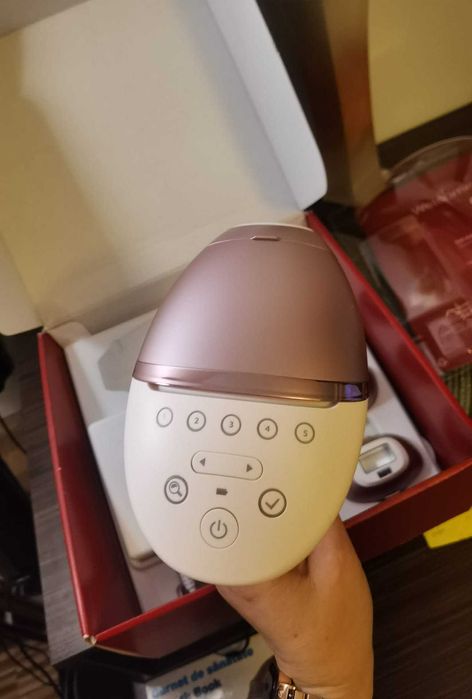Epilator IPL Philips Lumea Seria 9900 BRI977/00, Senzor Smartskin